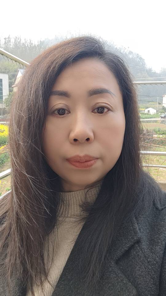 李阿姨照片