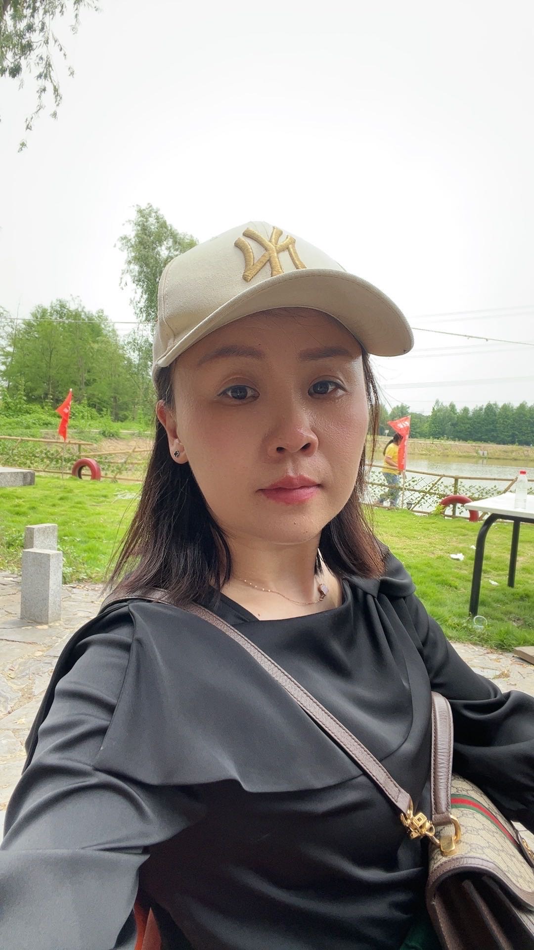 李阿姨照片
