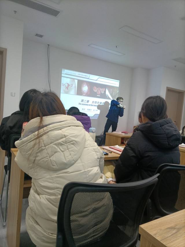 蔡护工照片