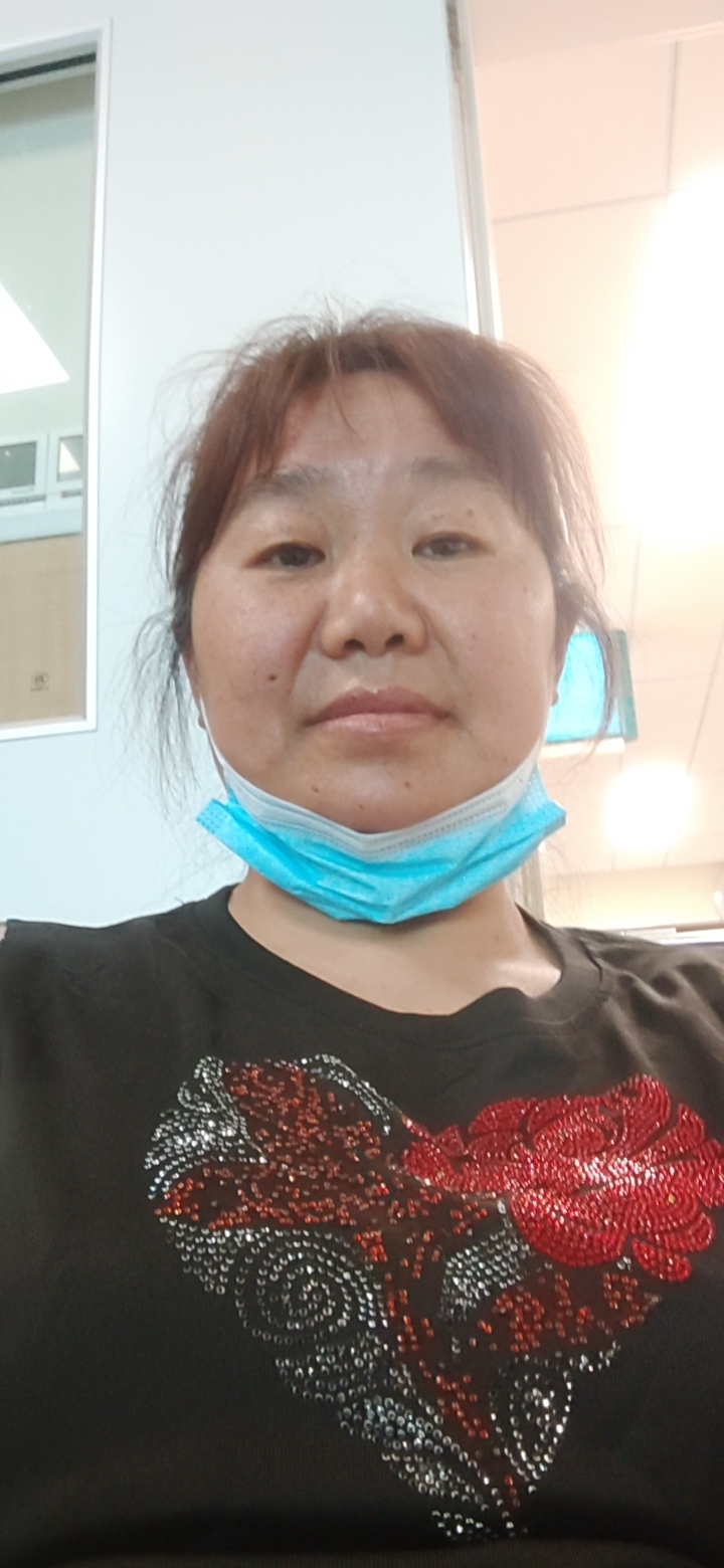 孙护工照片