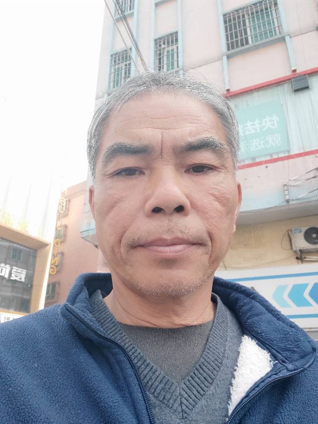 阿姨资料照片