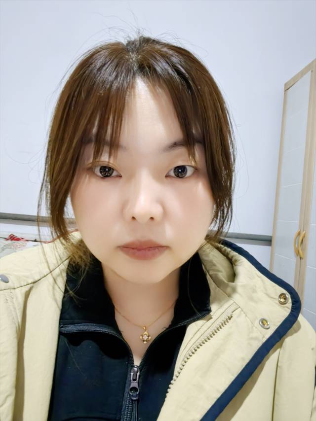 阿姨资料照片