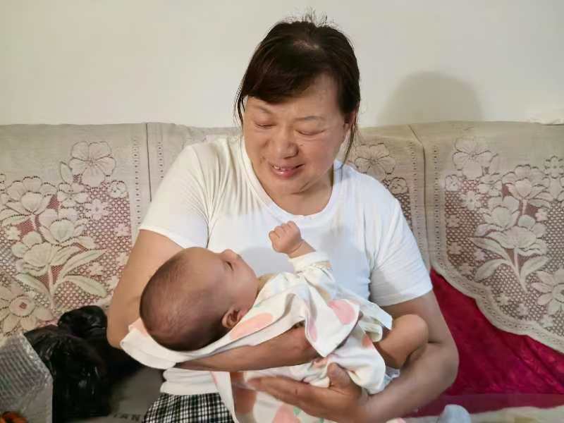 赵阿姨照片