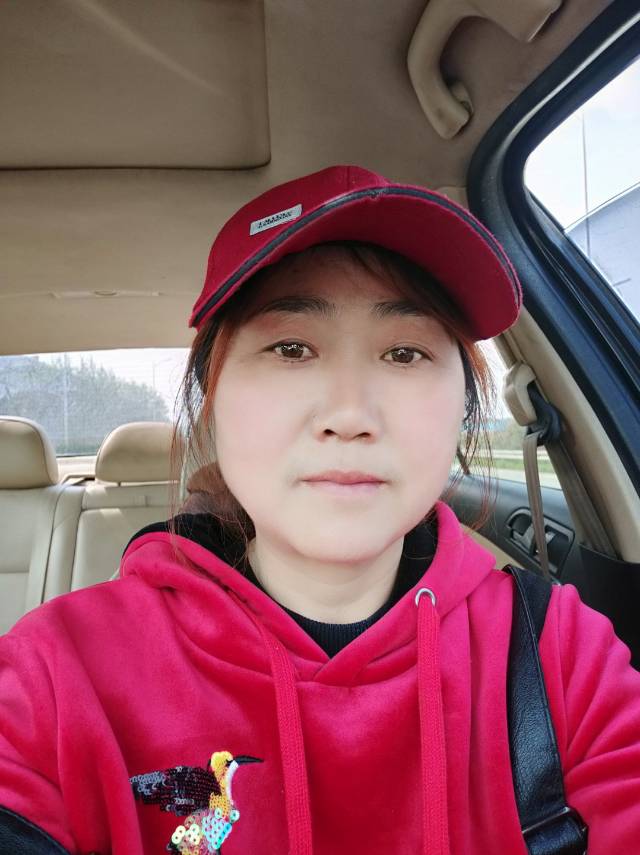 阿姨资料照片