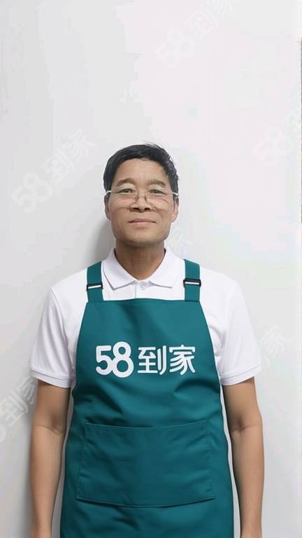 张护工照片