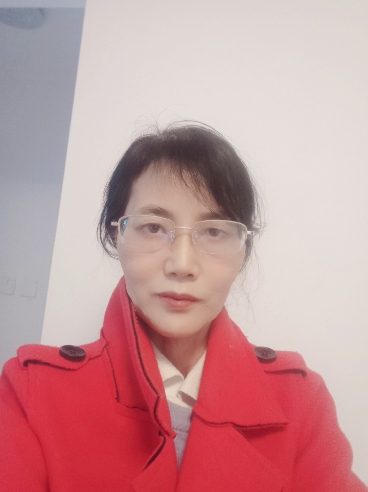 阿姨资料照片