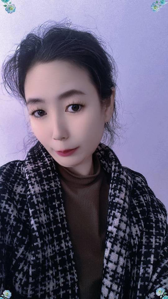 阿姨资料照片
