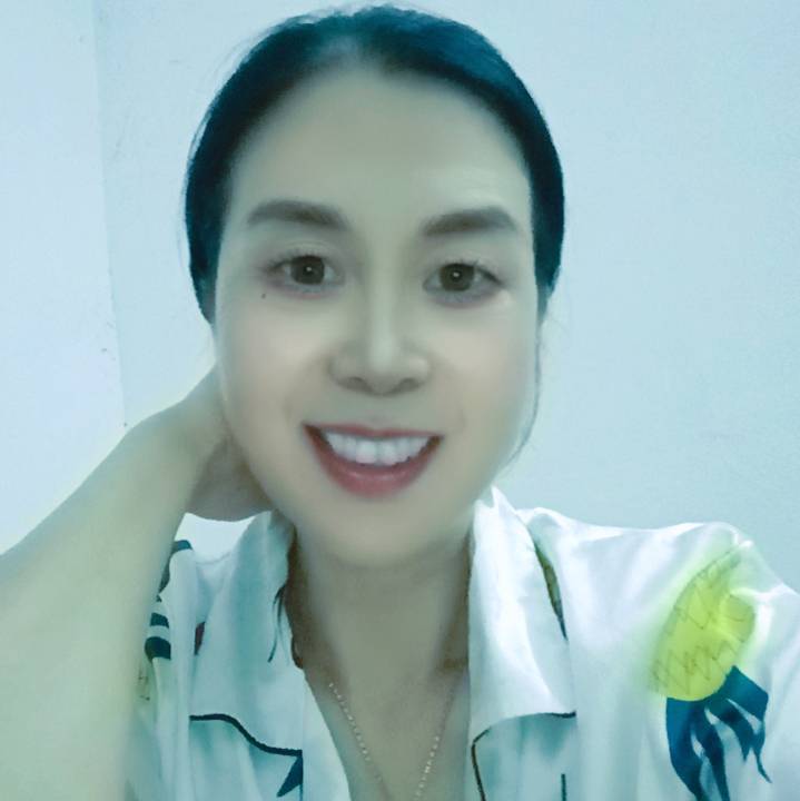 阿姨资料照片