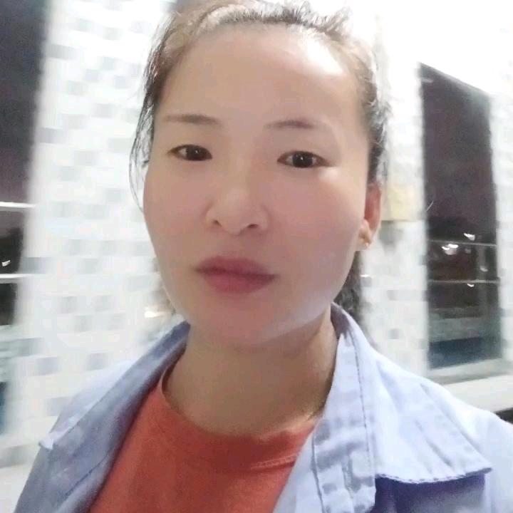 周阿姨照片