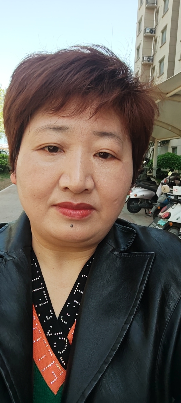候阿姨照片