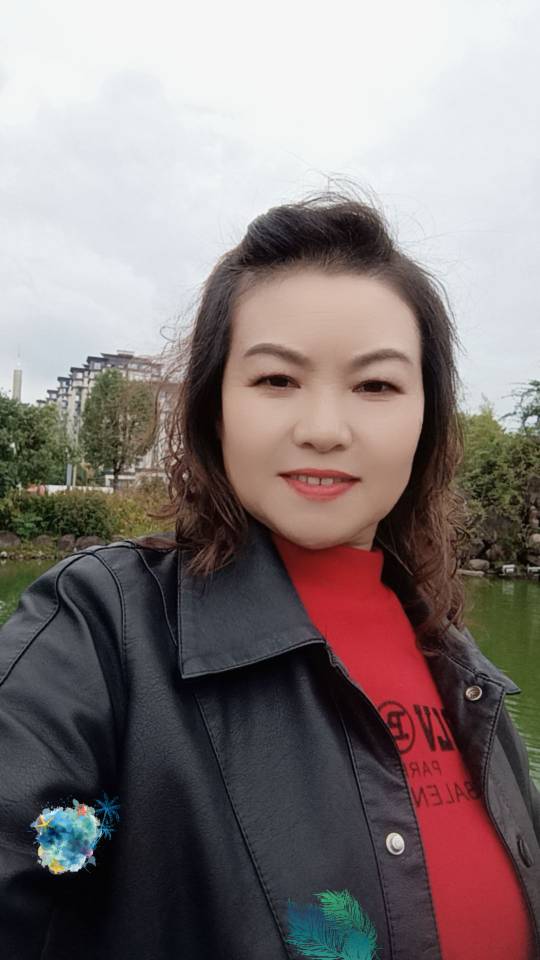 张阿姨照片