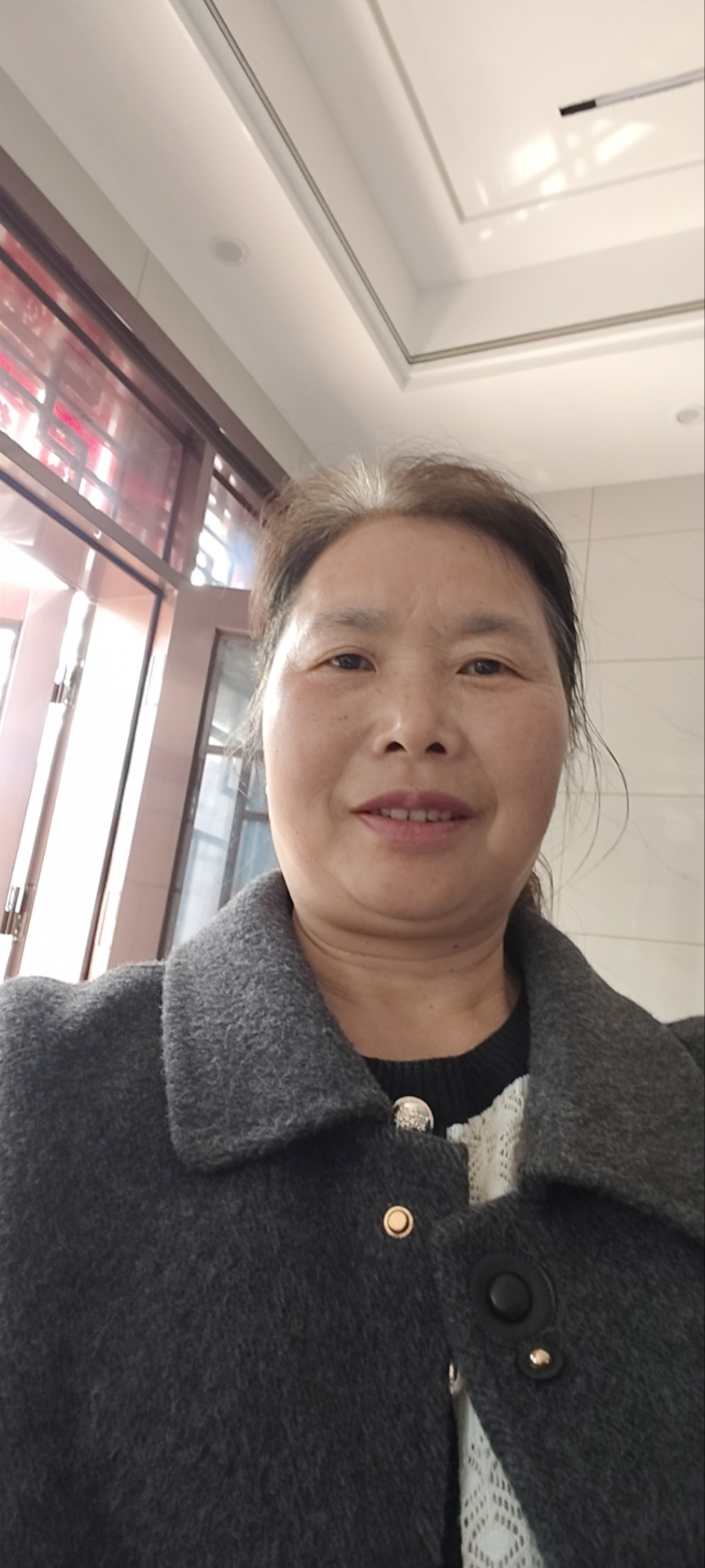 阿姨资料照片