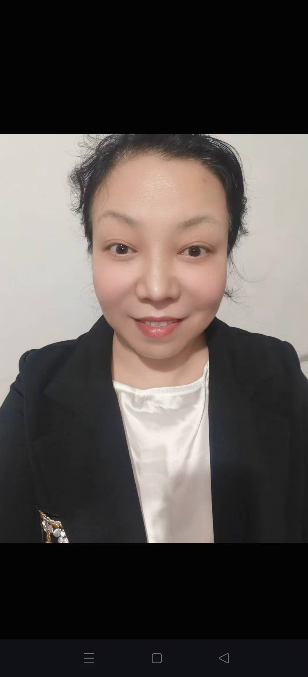 管阿姨照片