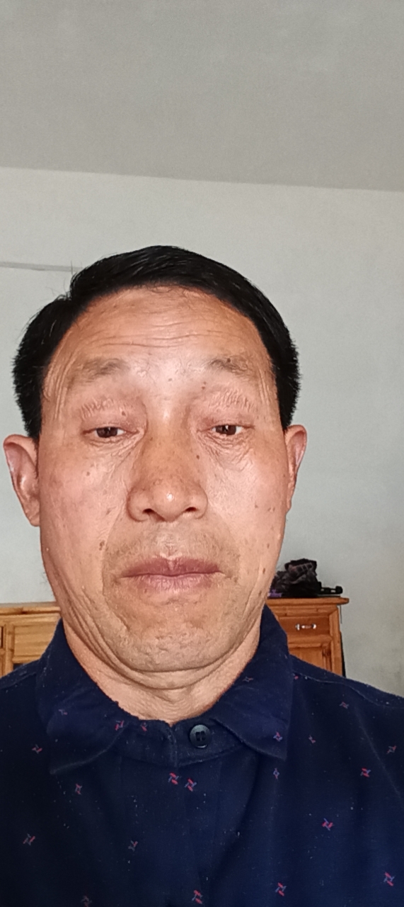 许护工照片