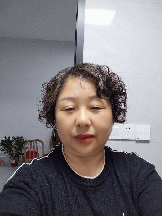 潘阿姨照片