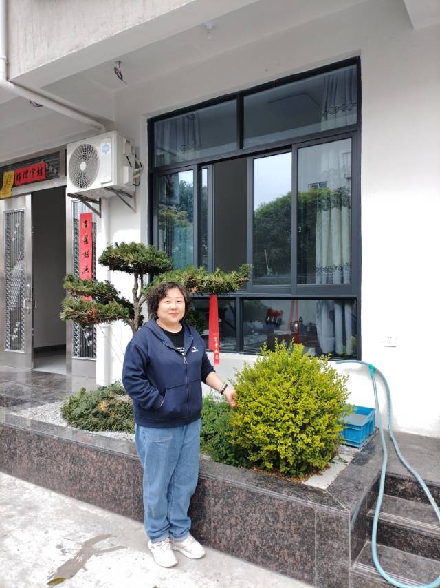 潘阿姨照片