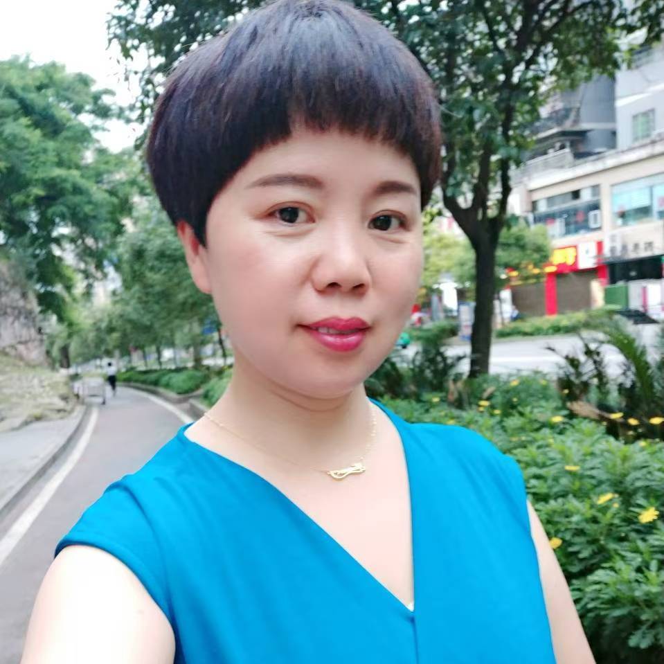 阿姨资料照片