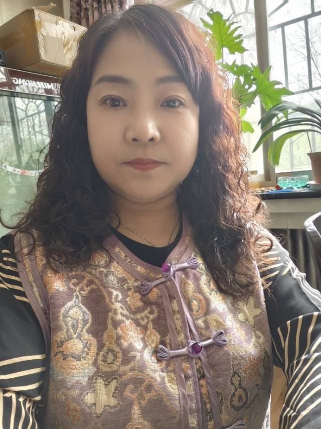 康阿姨照片