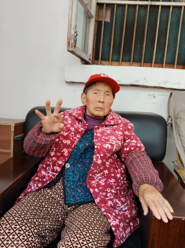 蔡阿姨照片
