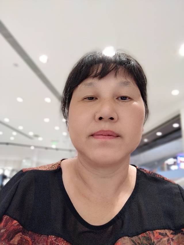 彭阿姨照片