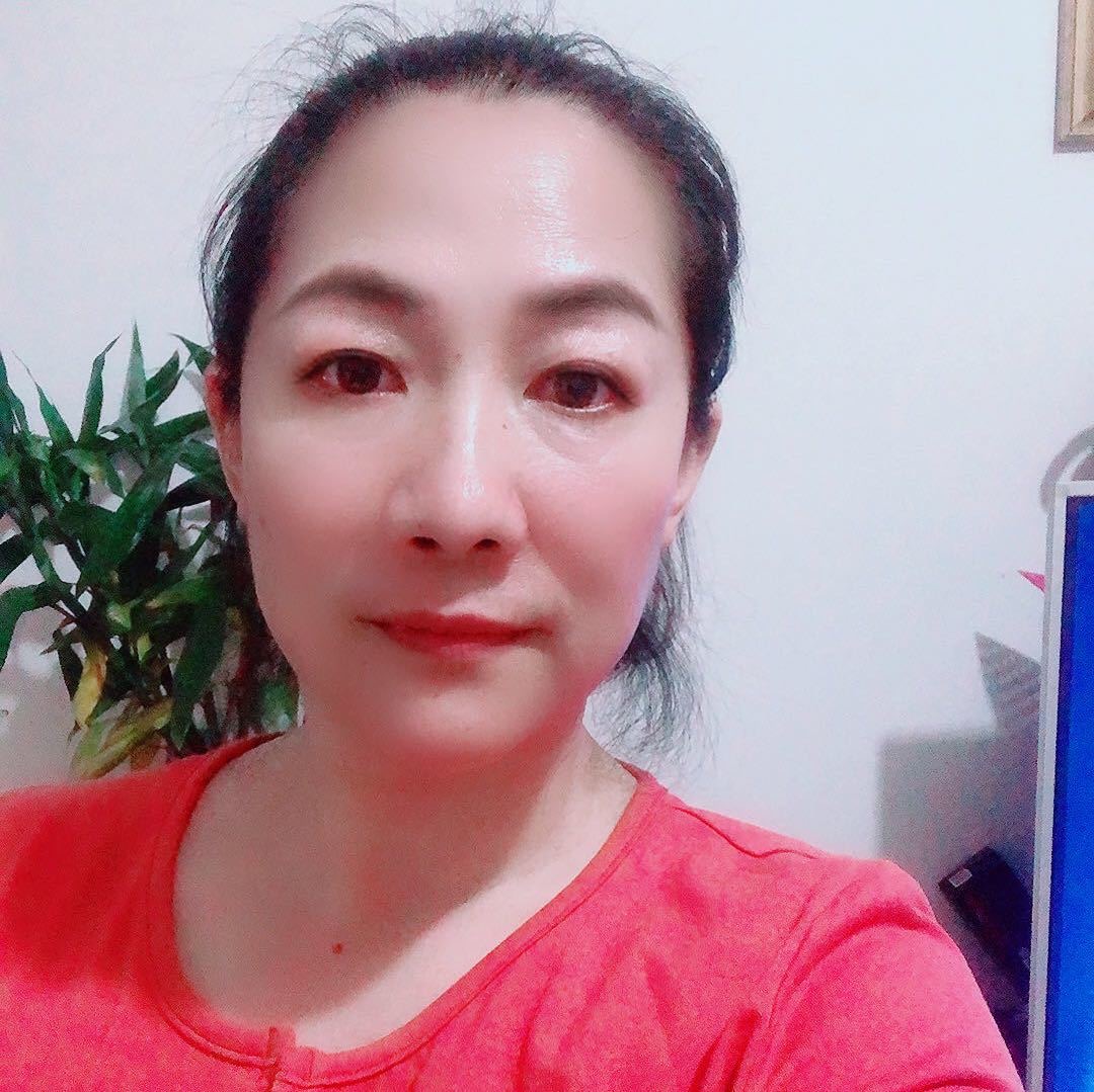 张阿姨照片