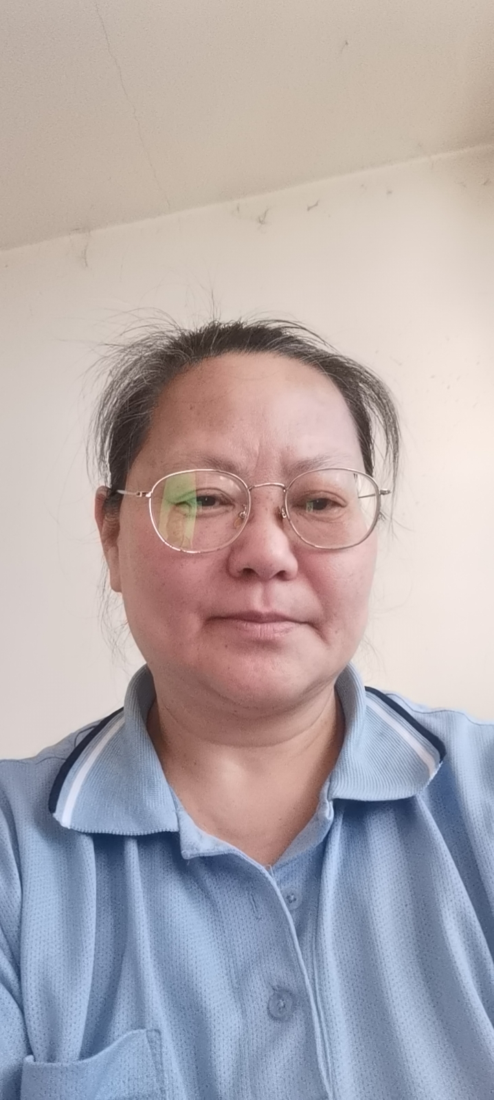 晏阿姨照片