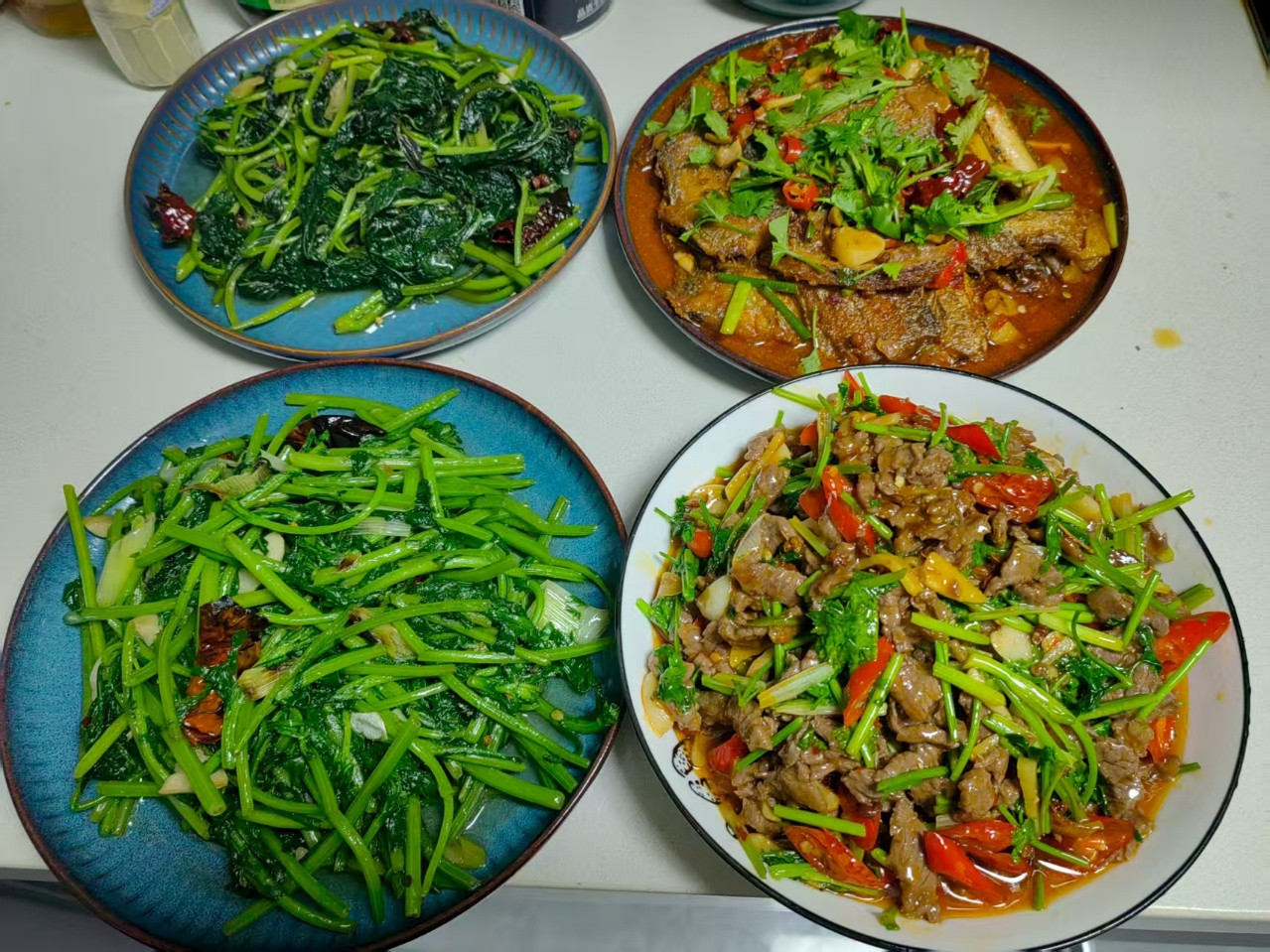 万阿姨照片