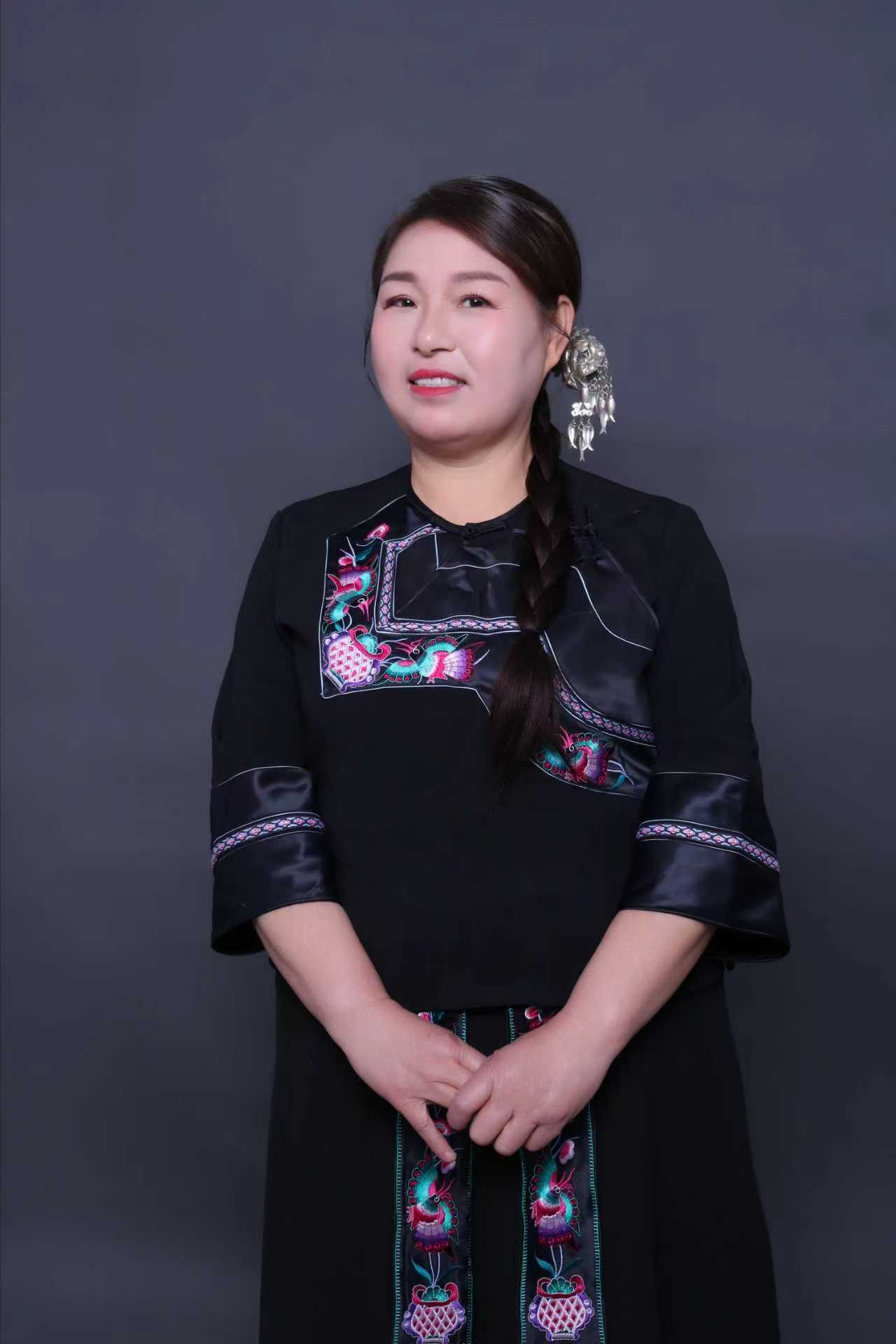 李阿姨照片