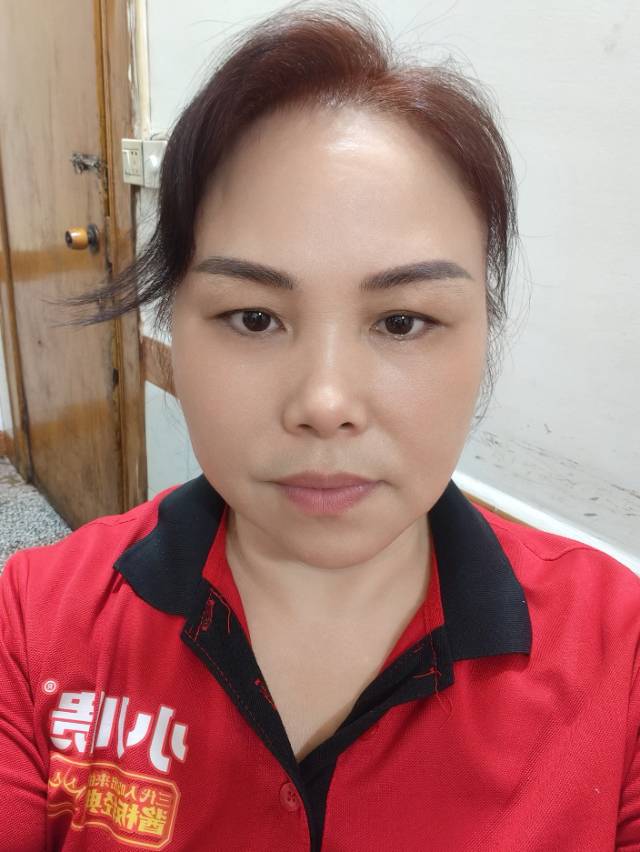 李阿姨照片
