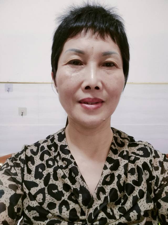 杨阿姨照片