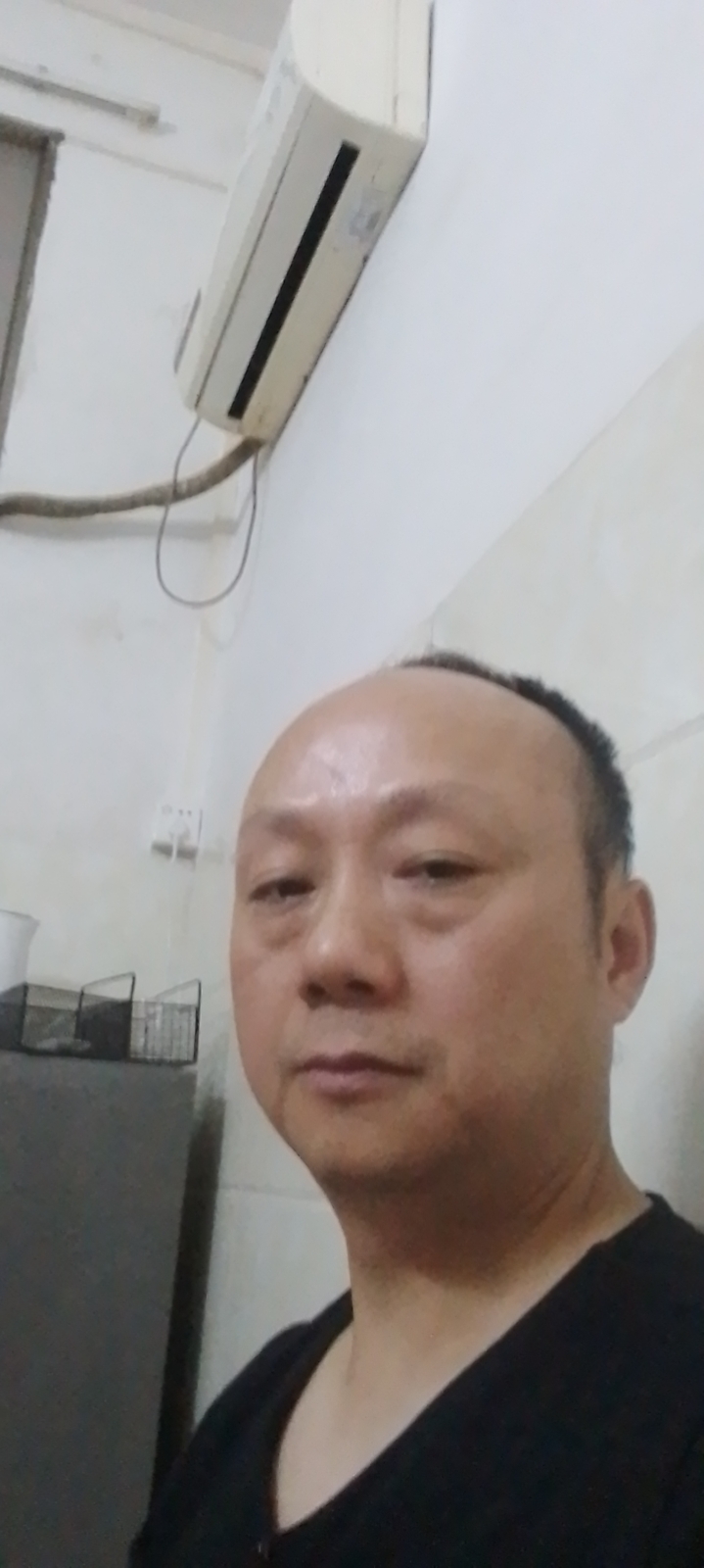 张护工照片