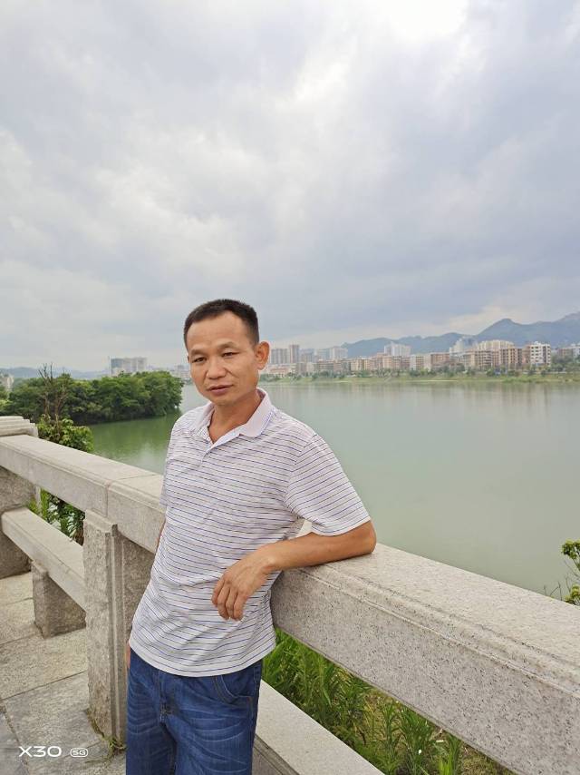 吕阿姨照片