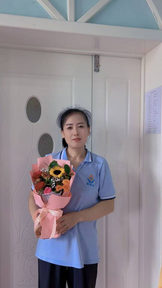 马护工照片