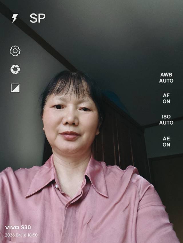 阿姨资料照片