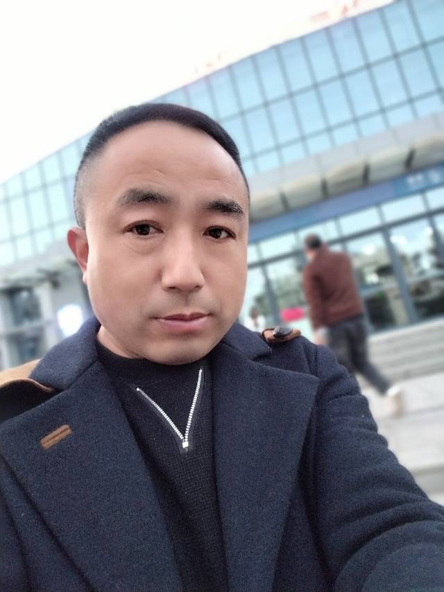 阿姨资料照片
