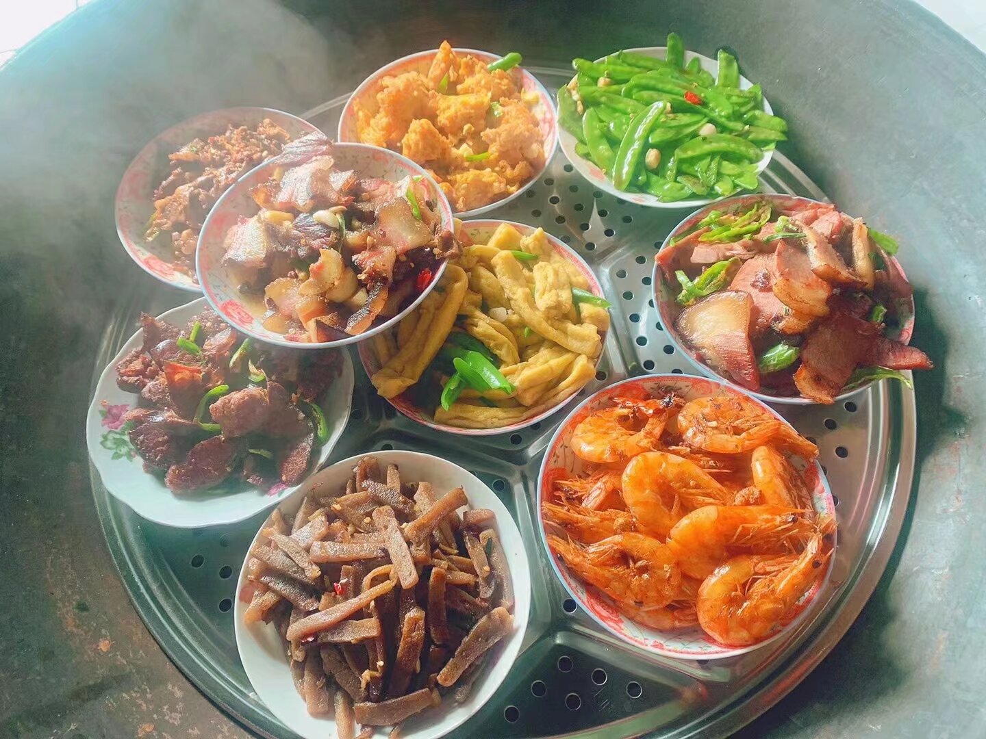 周护工照片