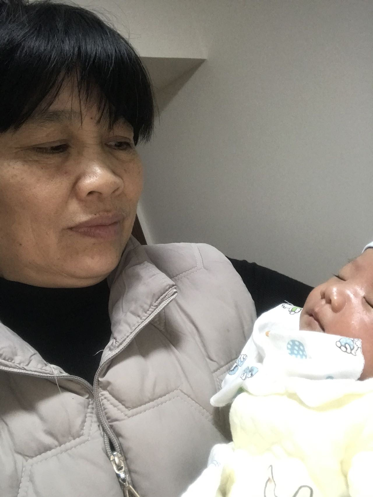 张阿姨照片
