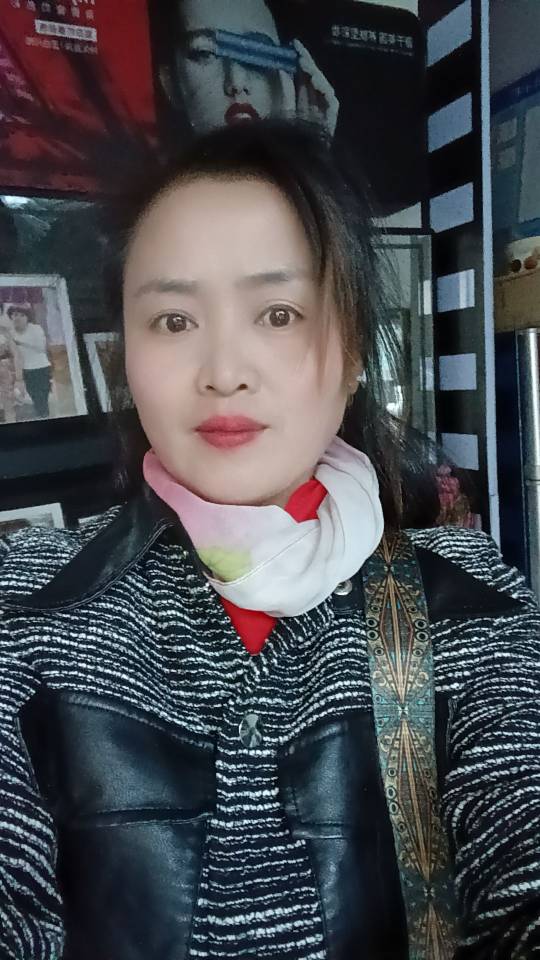 黄护工照片
