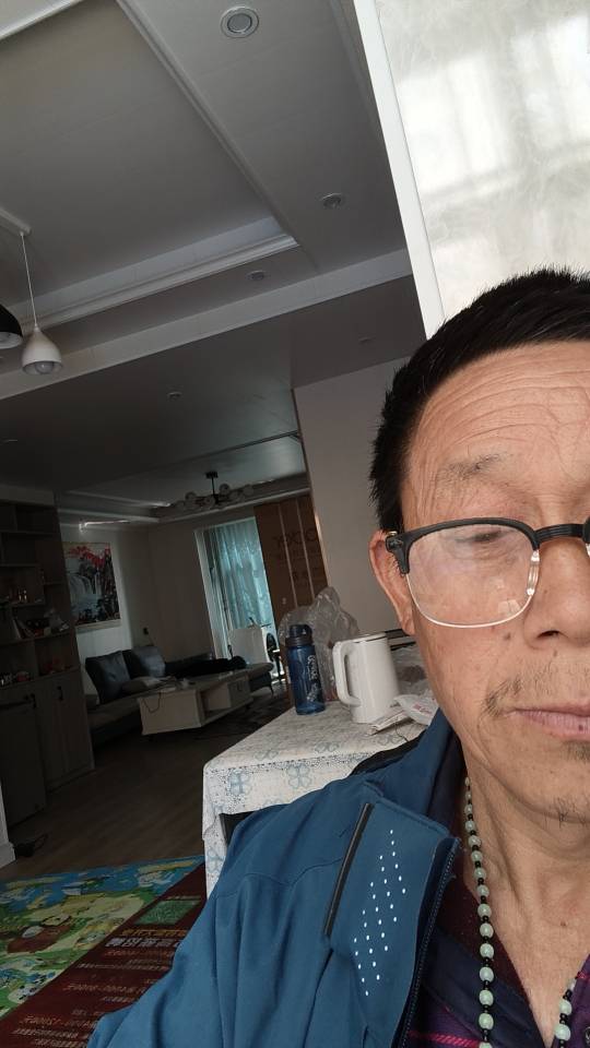 刘护工照片
