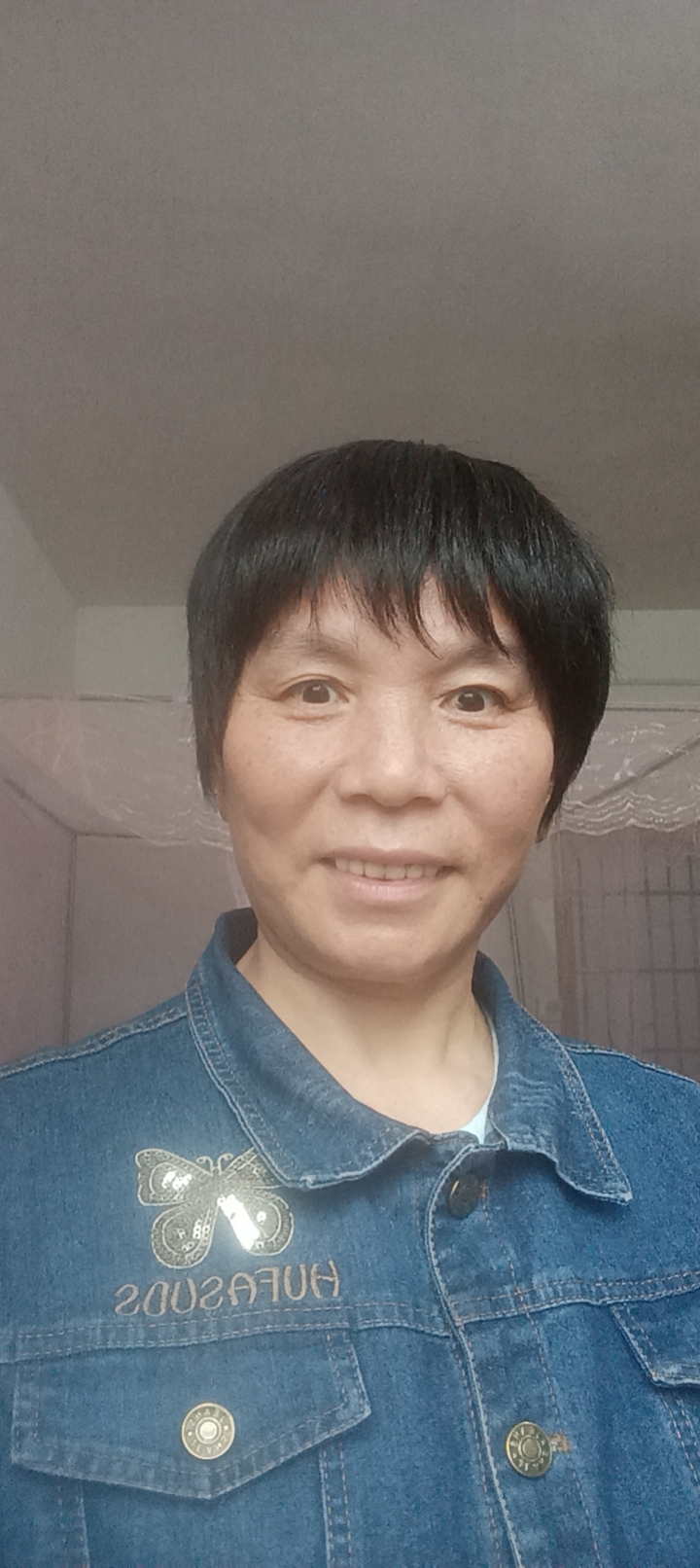 阿姨资料照片