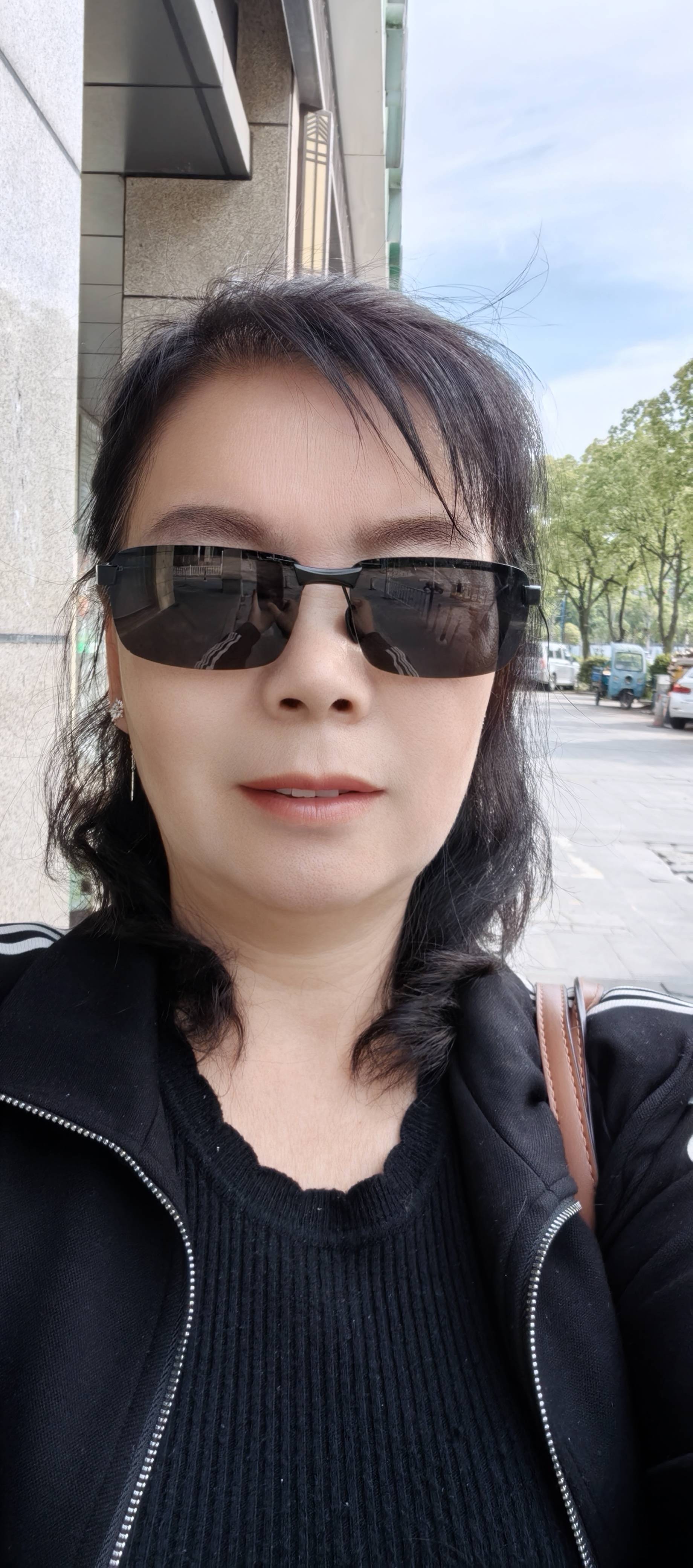 李阿姨照片
