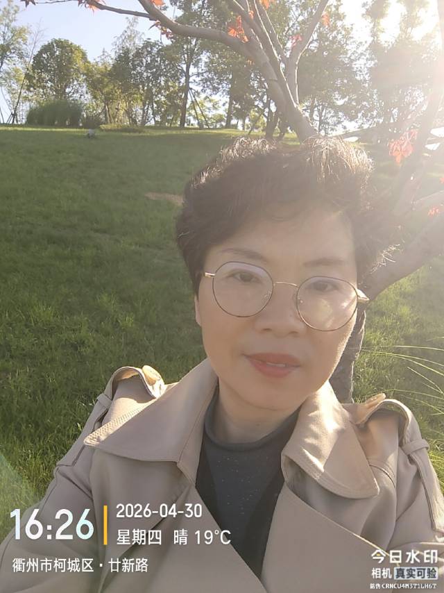 封护工照片