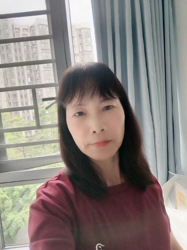 阿姨资料照片