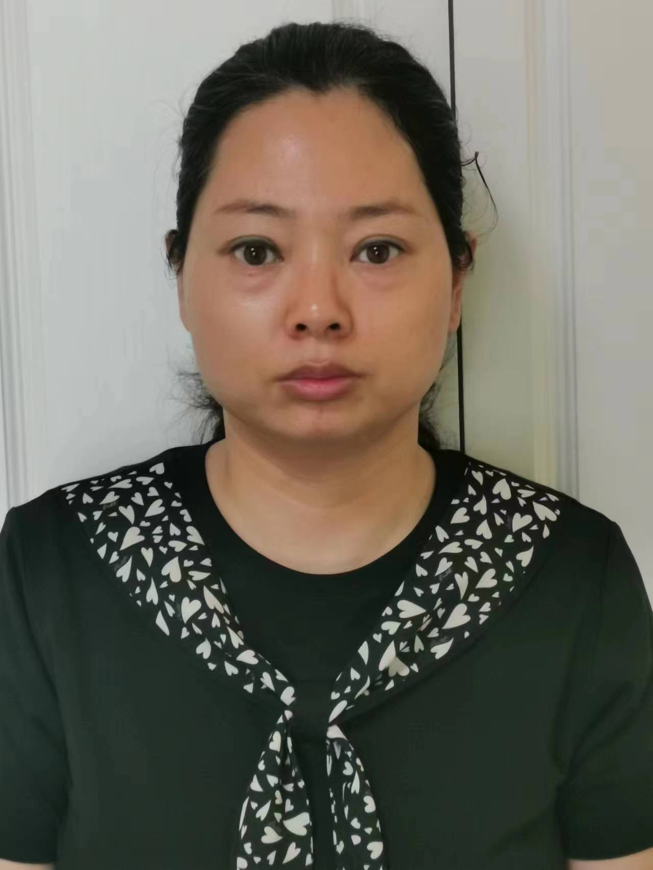 阿姨资料照片
