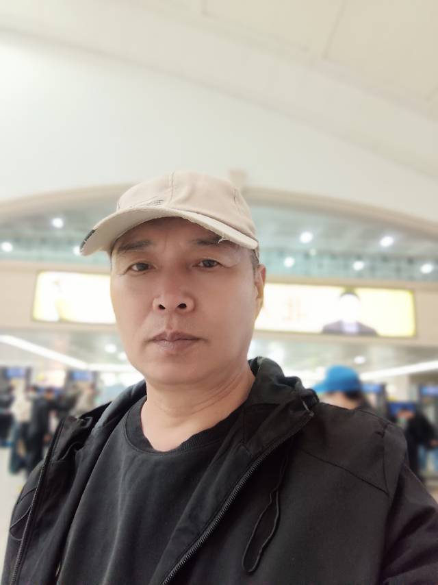董护工照片