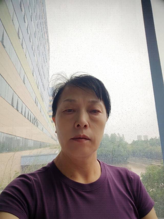 阿姨资料照片