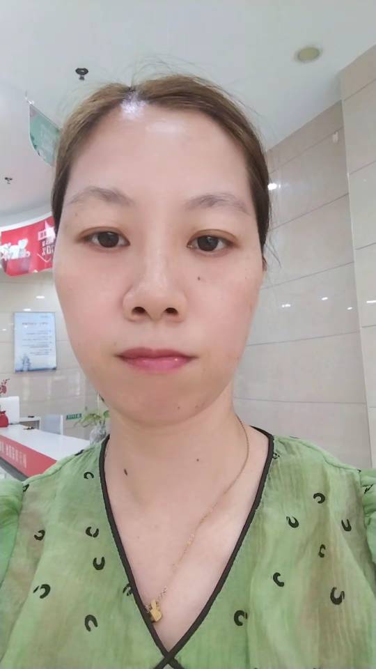 黄阿姨照片