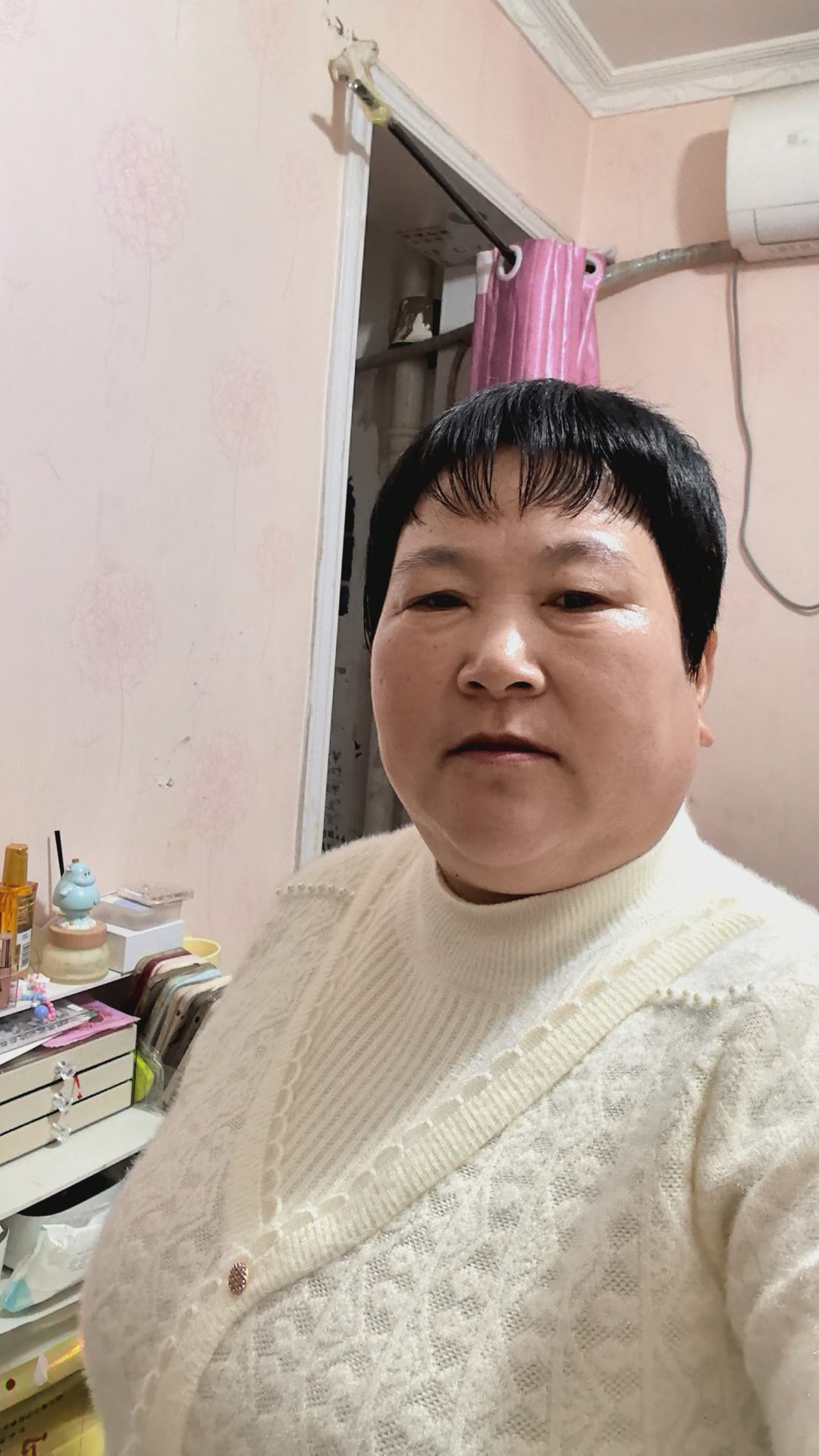 阿姨资料照片