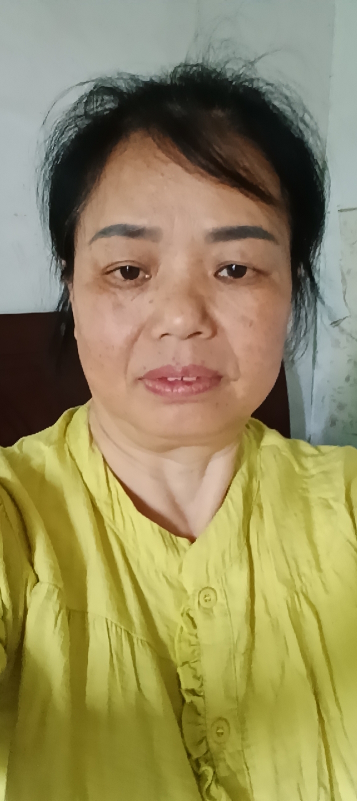 余护工照片
