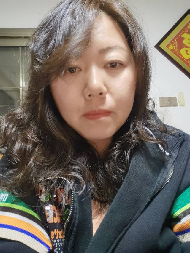 余阿姨照片